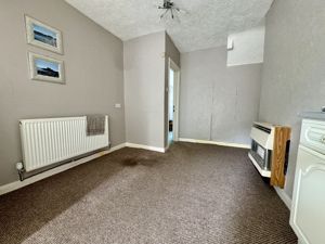 Dining Room- click for photo gallery